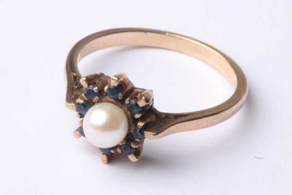GOLD RING