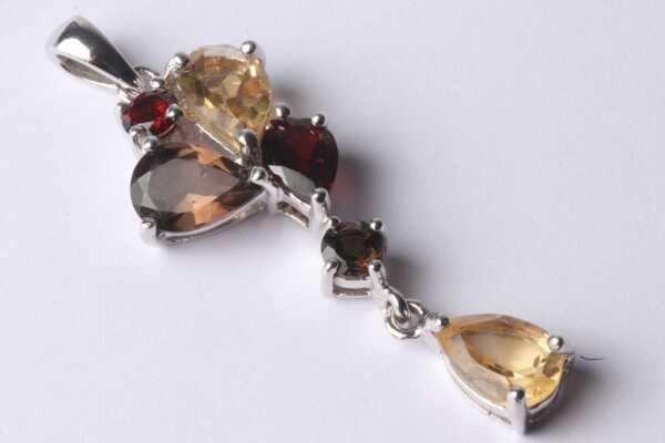 GEMSTONE PENDANT