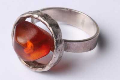 SILVER & AMBER RING