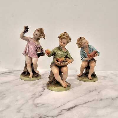 CAPODIMONTE FIGURES