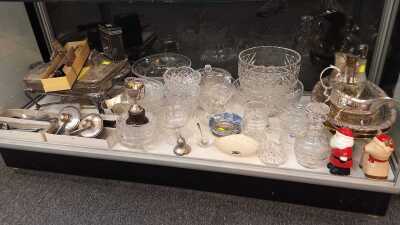 GLASS & METALWARE