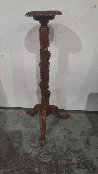 PLANTER STAND