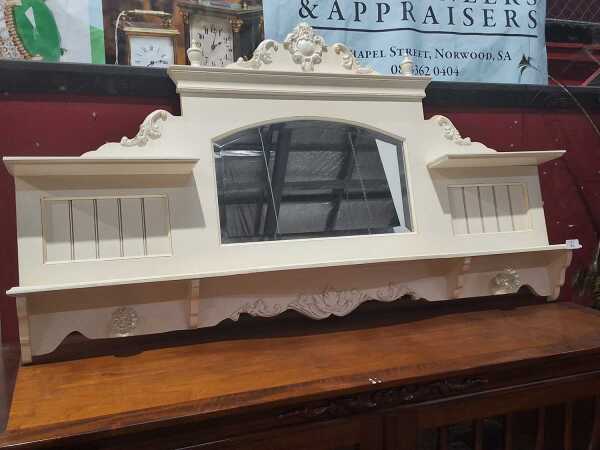 ENTRANCE WALL UNIT