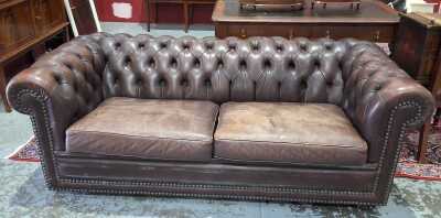 CHESTERFIELD LOUNGE