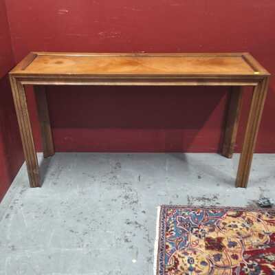 SOFA TABLE