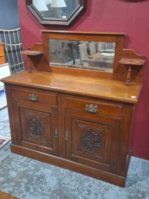 SIDEBOARD