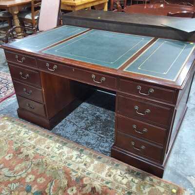 DESK