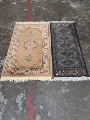 RUGS