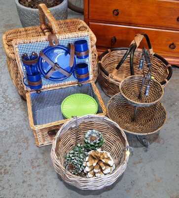 CANEWARE LOT