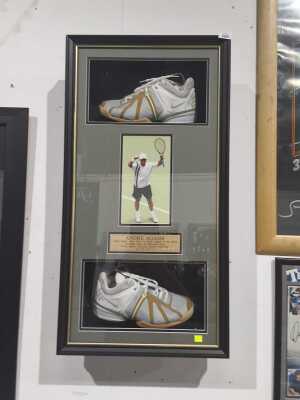 TENNIS SHOES