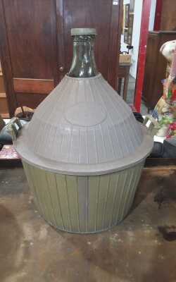 DEMIJOHN