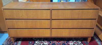 SIDEBOARD