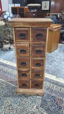 CHEST OF DRAWERS