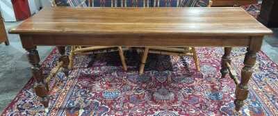 SERVING TABLE