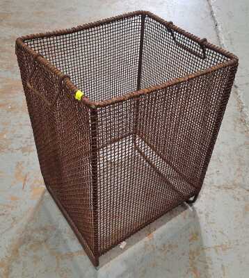 WIRE FRAME BASKET
