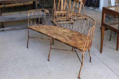 BENCH