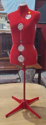 DRESSMAKERS FORM