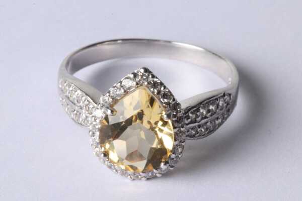 SILVER RING