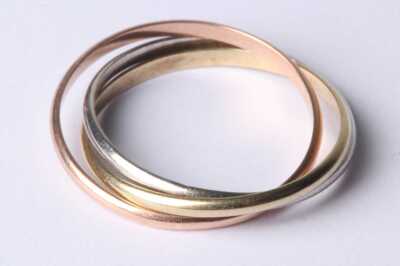 GOLD RING