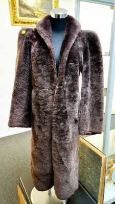 SHEEPSKIN COAT