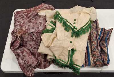 VINTAGE COSTUMES