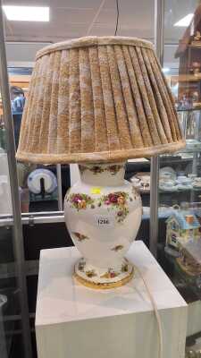 TABLE LAMP