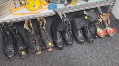 BOOTS & SKATES
