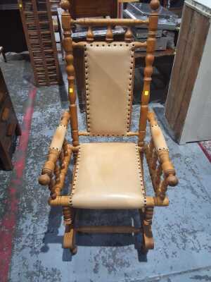 ROCKING CHAIR