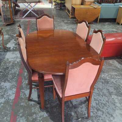 DINING SUITE