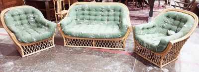 CANE LOUNGE SUITE