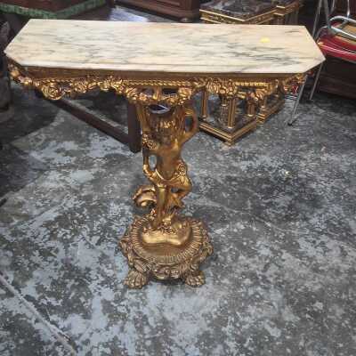PEDESTAL