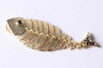 FISH PENDANT