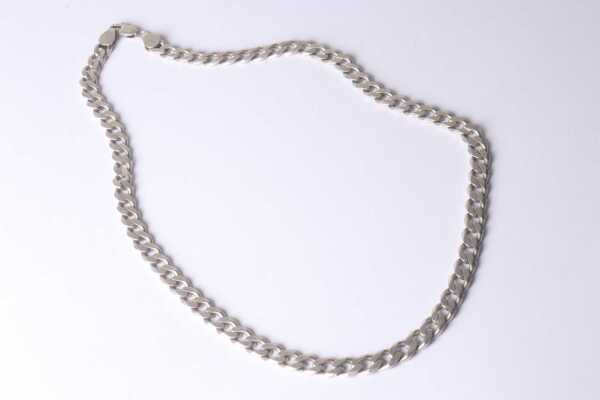 SILVER NECKLACE
