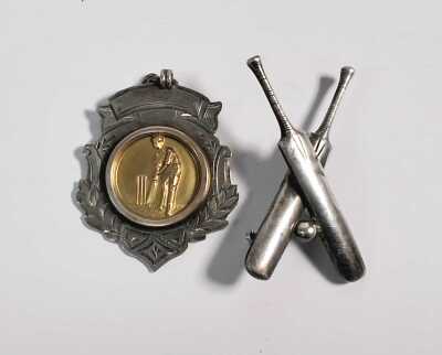 CRICKETING MEDALS