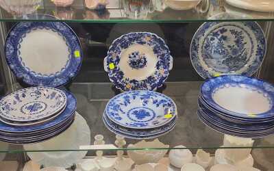 19TH CENTURY PLATES