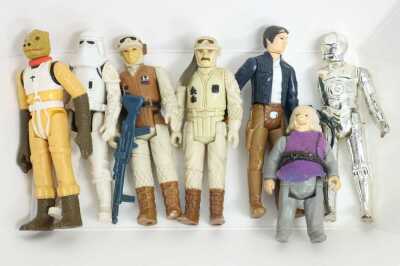 STAR WARS FIGURES
