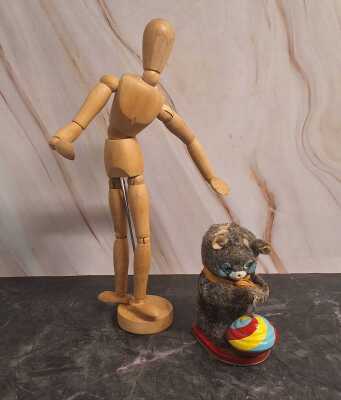 TIN TOY AND MODEL