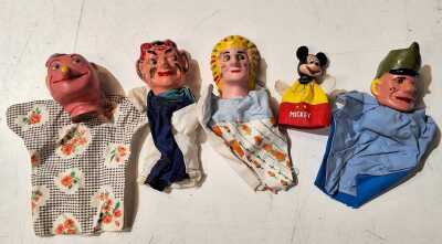 HAND PUPPETS
