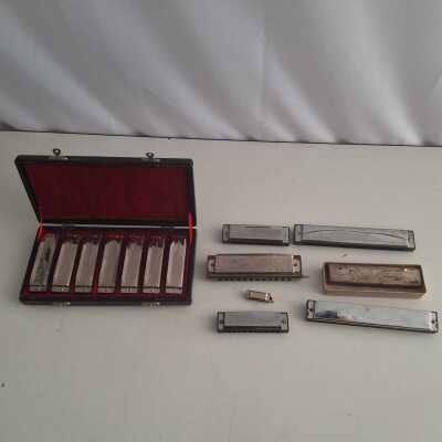 HARMONICAS