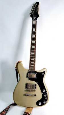 ELECTRIC GUITAR