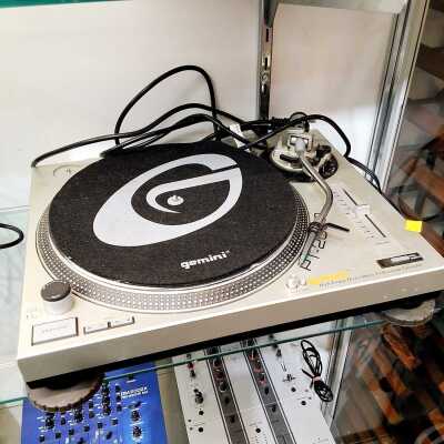 TURNTABLE