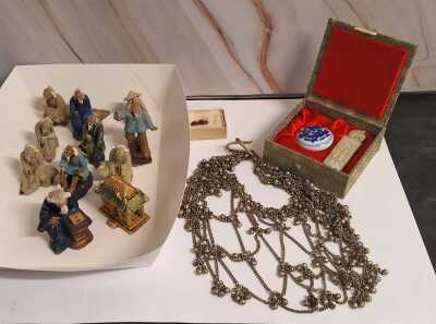 ORIENTAL COLLECTABLES
