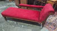 CHAISE LONGUE