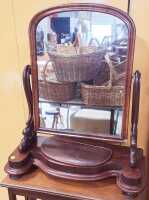 VANITY MIRROR