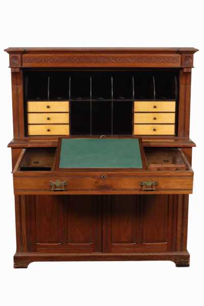 SECRETAIRE
