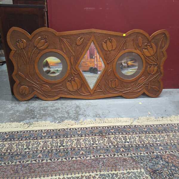 WALL HANGING