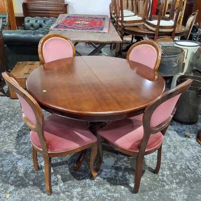 DINING SUITE