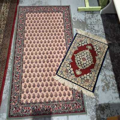 RUGS