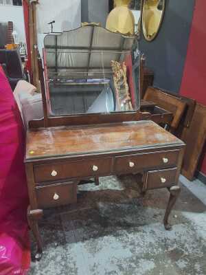 DRESSING TABLE