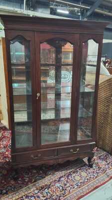 DISPLAY CABINET